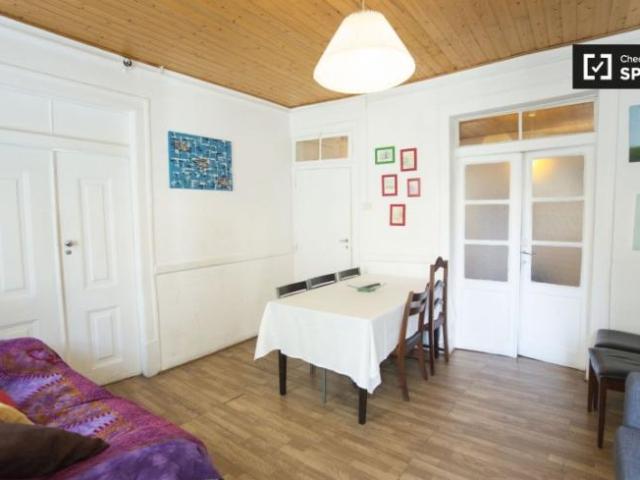Apartamentos 5 quarto, Lisbon Lisbon 1200 011 ELS93359224