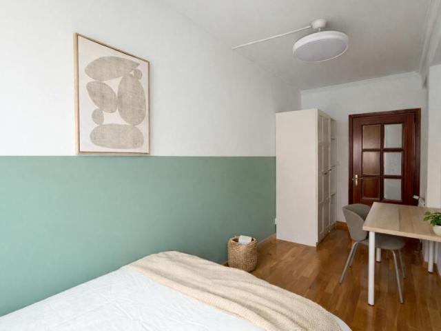 Apartamentos 6 Dormitorio Madrid Madrid ES102630082