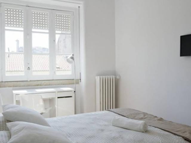Apartamentos 6 quarto, Lisbon Lisbon 1150 108 DLS44546733