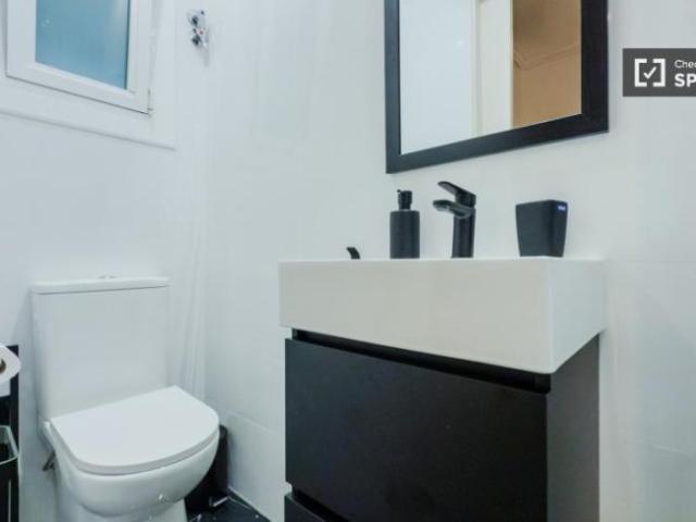 Apartamentos 8 Dormitorio Barcelona Barcelona ES101812909