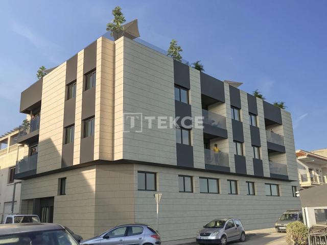 Apartamentos con Piscina en Ubicación Privilegiada en Catral Alicante