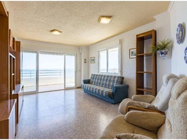 APARTAMENTOS CON 3 DORMITORIOS EN LA MATA CON VISTAS DESPEJADAS AL MAR