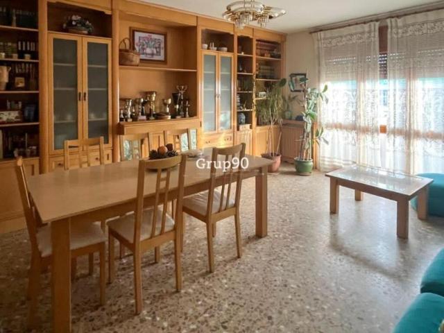 Apartamentos Alfarras Lleida LS98220814