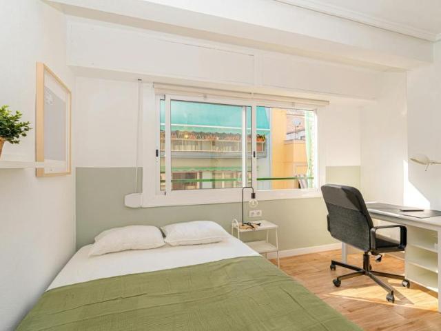 Apartamentos Alicante Alicante ES100715757