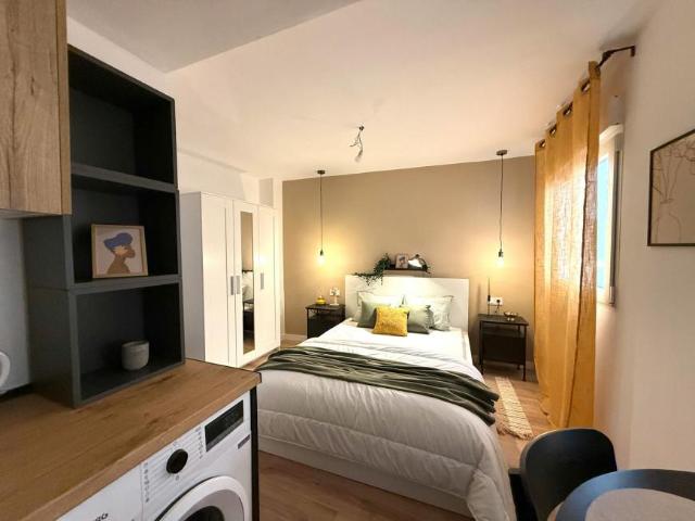 Apartamentos Alicante Alicante ES103396674