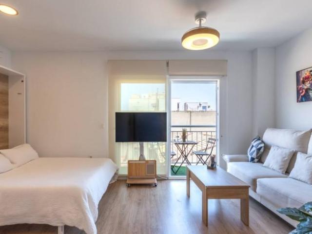 Apartamentos Alicante Alicante ES104259355