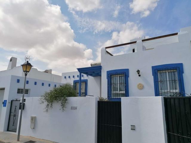 Apartamentos Almeria Almeria LS86809341