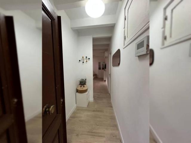 Apartamentos Barcelona Barcelona ES100385416
