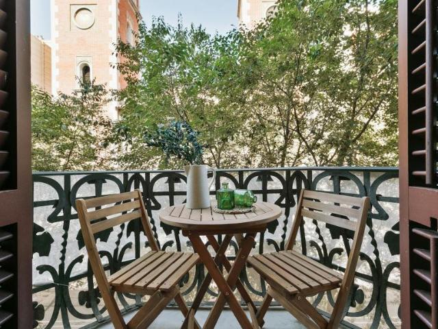 Apartamentos Barcelona Barcelona ES100766315