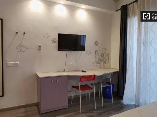 Apartamentos Barcelona Barcelona ES100946206