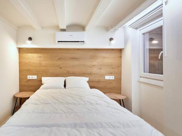 Apartamentos Barcelona Barcelona ES101021749