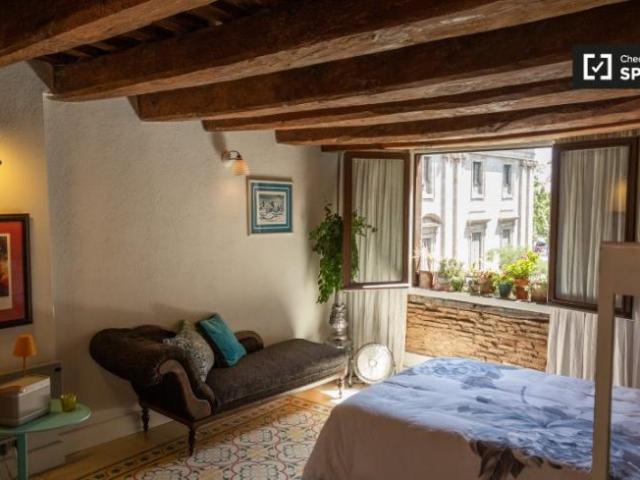 Apartamentos Barcelona Barcelona ES101670989