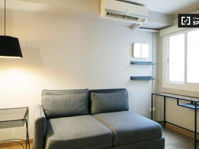 Apartamentos Barcelona Barcelona ES101693617
