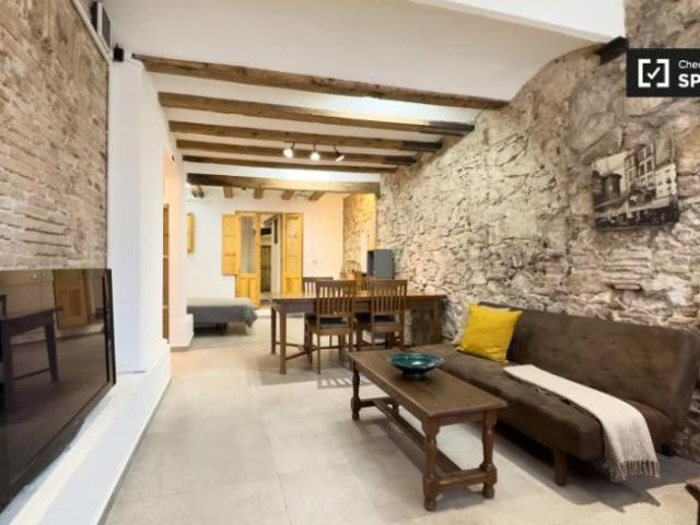 Apartamentos Barcelona Barcelona ES101772557