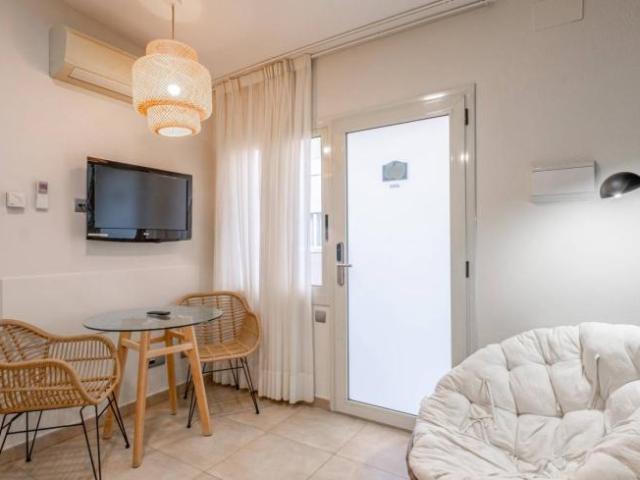 Apartamentos Barcelona Barcelona ES101794154