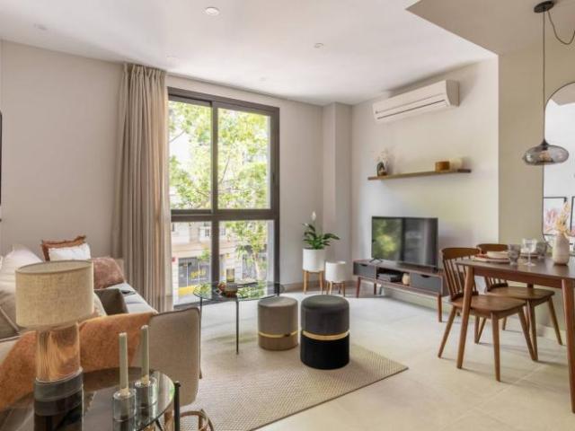 Apartamentos Barcelona Barcelona ES101735987