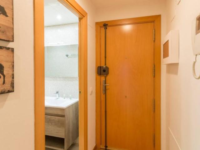 Apartamentos Barcelona Barcelona ES101812571