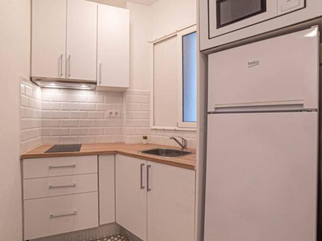 Apartamentos Barcelona Barcelona ES101816084