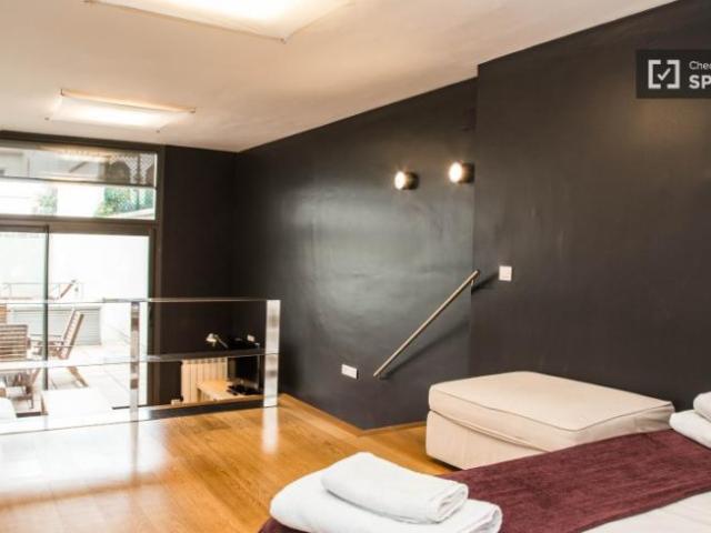 Apartamentos Barcelona Barcelona ES101838266