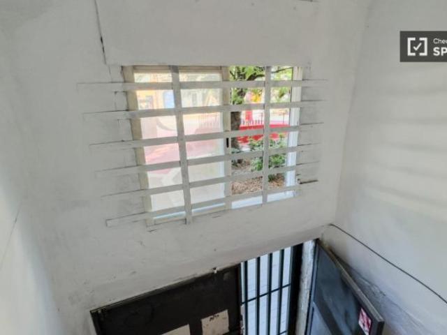 Apartamentos Barcelona Barcelona ES101993374