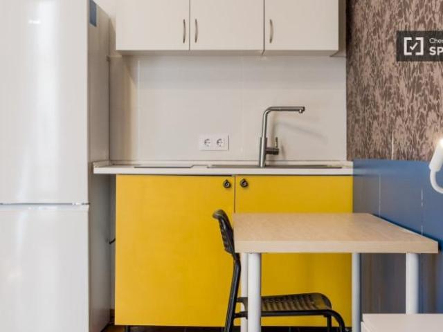 Apartamentos Barcelona Barcelona ES101918356