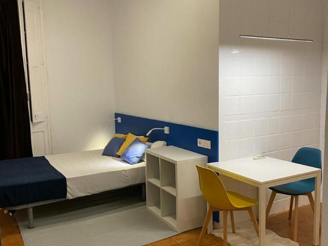Apartamentos Barcelona Barcelona ES102630446