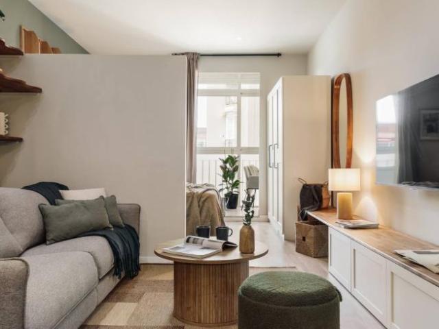 Apartamentos Barcelona Barcelona ES102852645