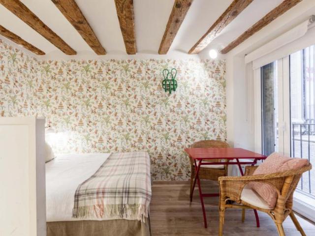Apartamentos Barcelona Barcelona ES103285424