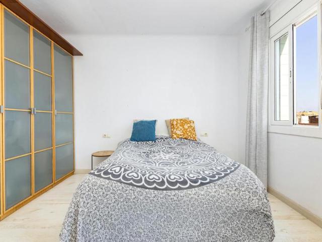 Apartamentos Barcelona Barcelona ES103612756