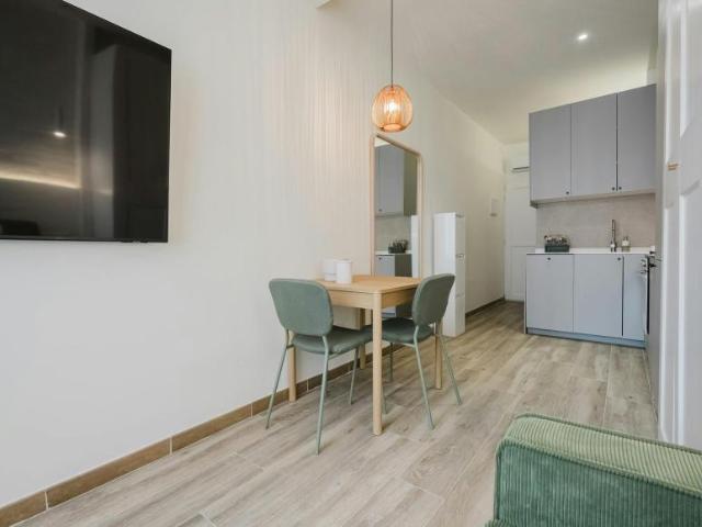 Apartamentos Barcelona Barcelona ES104471911