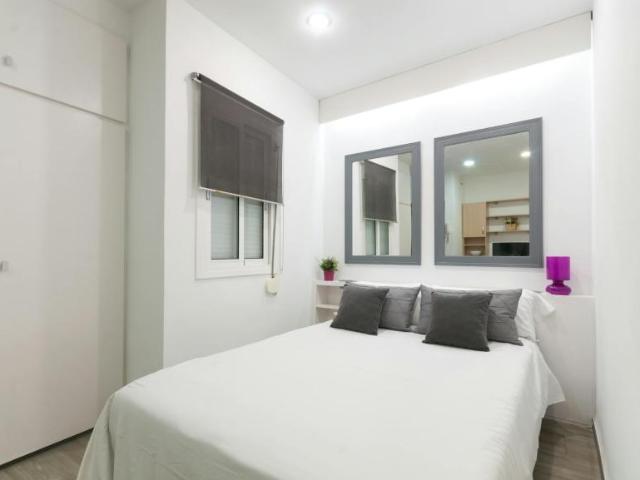 Apartamentos Barcelona Barcelona ES104402543