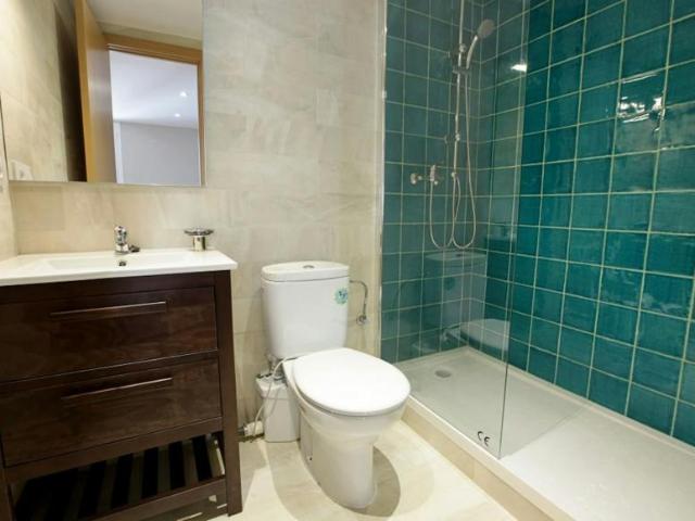 Apartamentos Barcelona Barcelona ES104784738