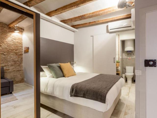 Apartamentos Barcelona Barcelona ES104721157