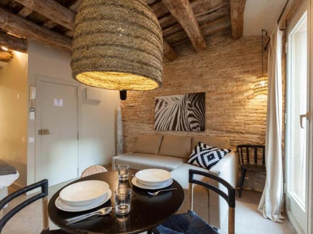 Apartamentos Barcelona Barcelona ES104721158