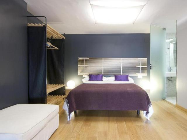 Apartamentos Barcelona Barcelona ES104721245