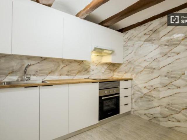 Apartamentos Barcelona Barcelona ES96347687