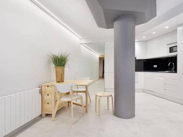 Apartamentos Barcelona Barcelona ES99287451