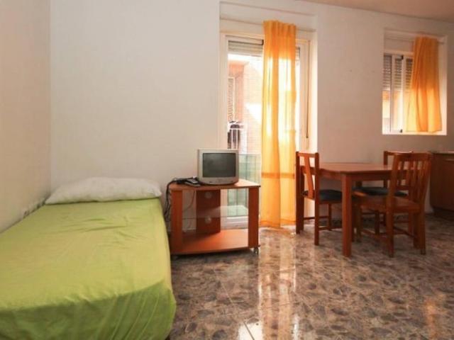 Apartamentos Granada Granada ES101671333