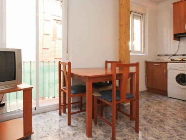 Apartamentos Granada Granada ES101772046