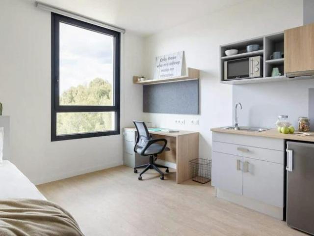 Apartamentos Granada Granada ES102851072
