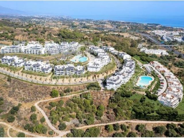 Apartamentos de 2, 3 y 4 dormitorios de lujo en Mirador Estepona Hills