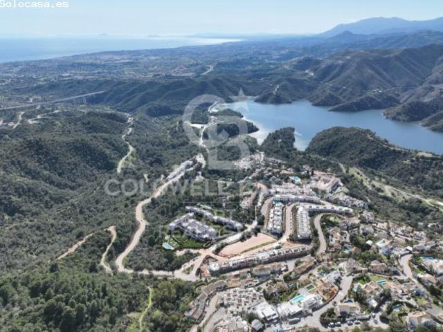 Apartamentos de 2 y 3 dormitorios con vistas panorámicas en Istán