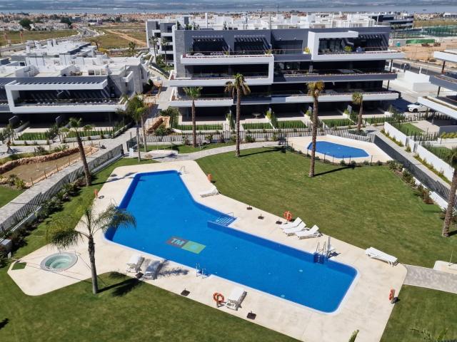 Apartamentos de obra nueva en Torrevieja – ¡inversión ideal y calidad de vida!