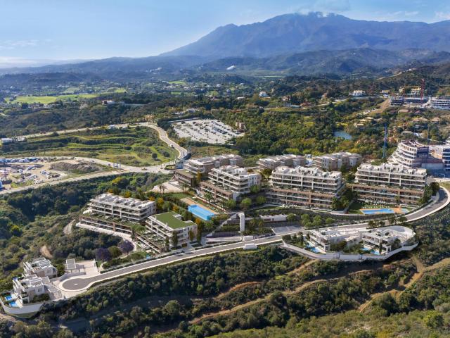 Apartamentos de obra nueva en venta en Altos de Estepona, Es. 168m² Estepona