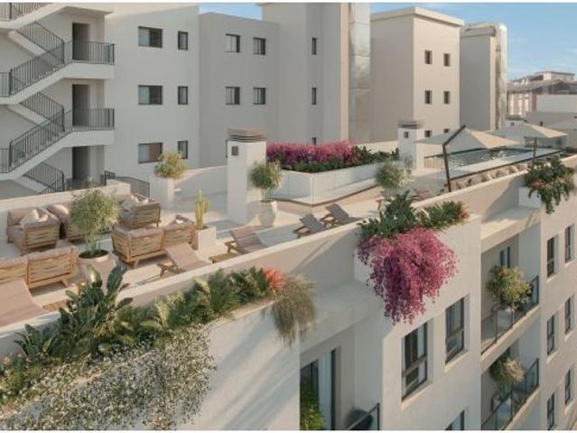APARTAMENTOS DE OBRA NUEVA EN MÁLAGA A 550 METROS PLAYA HUELIN