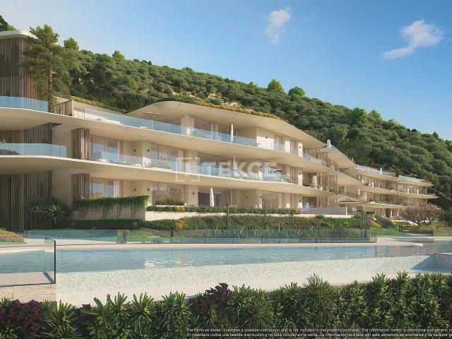 Apartamentos de lujo en un complejo con vistas panorámicas en Málaga