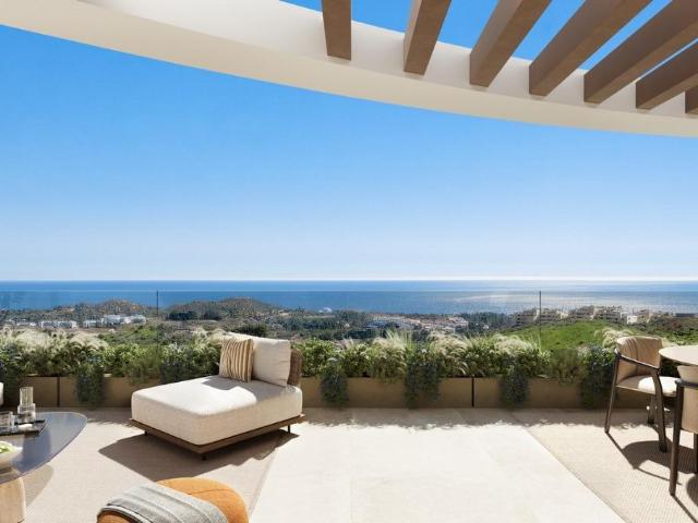 Apartamentos de nueva construcción con vistas al mar en Las. 127m² Mijas Costa