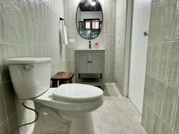 Apartamentos en alquiler en Casco Viejo, San Felipe | Apartamento remodelado con ventanas anti ruido en San Felipe 2 recámaras por USD 1100.00