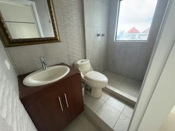 Apartamentos en alquiler en Avenida Balboa | Exclusivo Penthouse en Alquiler – PH Miramar Panamá 3 recámaras por USD 4500.00