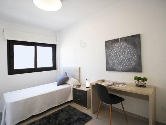 APARTAMENTOS EN PRIMERA LÍNEA DE GOLF EN PILAR DE LA HORADADA